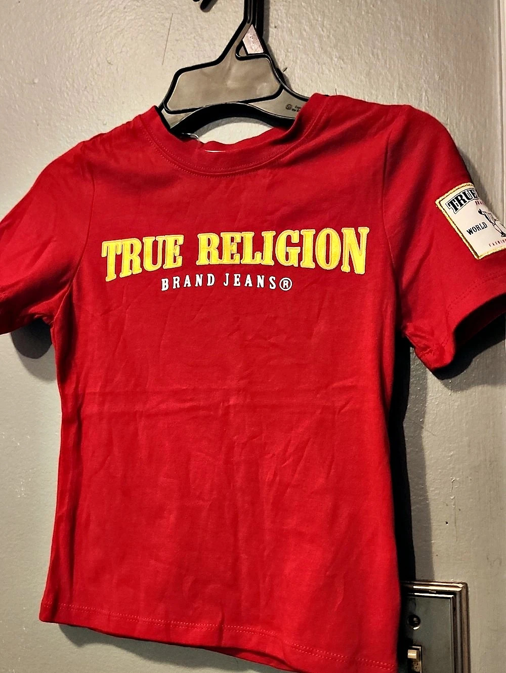 True Religion World Tour Tee in Red Boys S(4) NWT